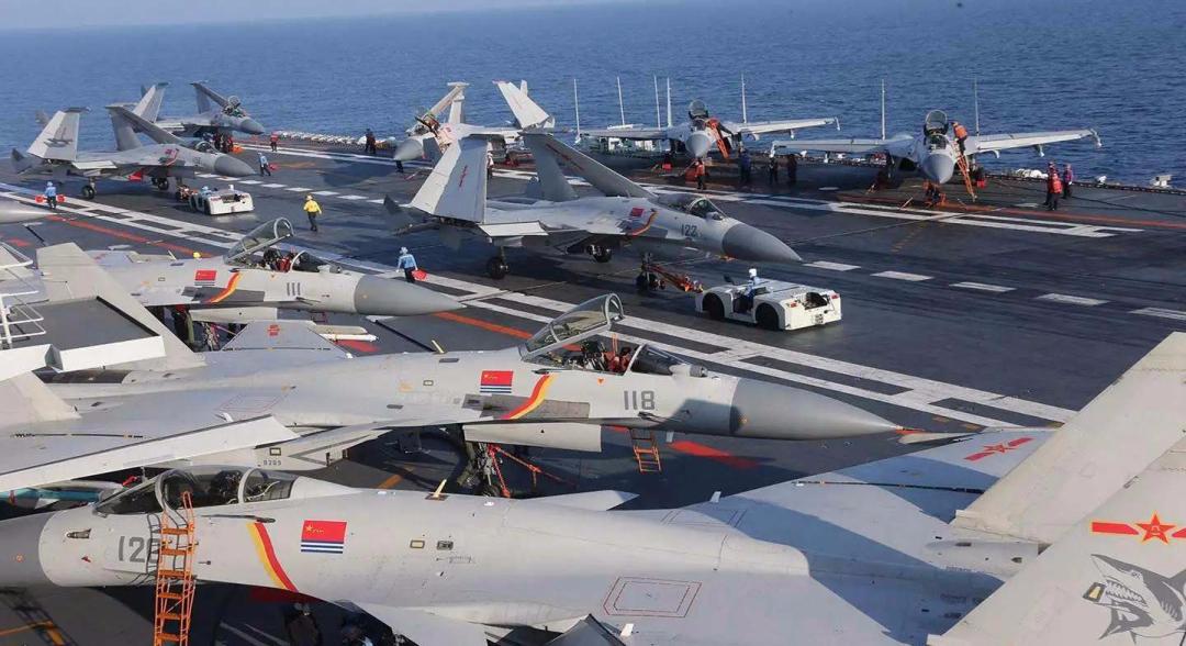 中國同時開建四艘航母，全球海軍建設的新里程碑，中國四艘航母同時開建，全球海軍建設邁入新紀元