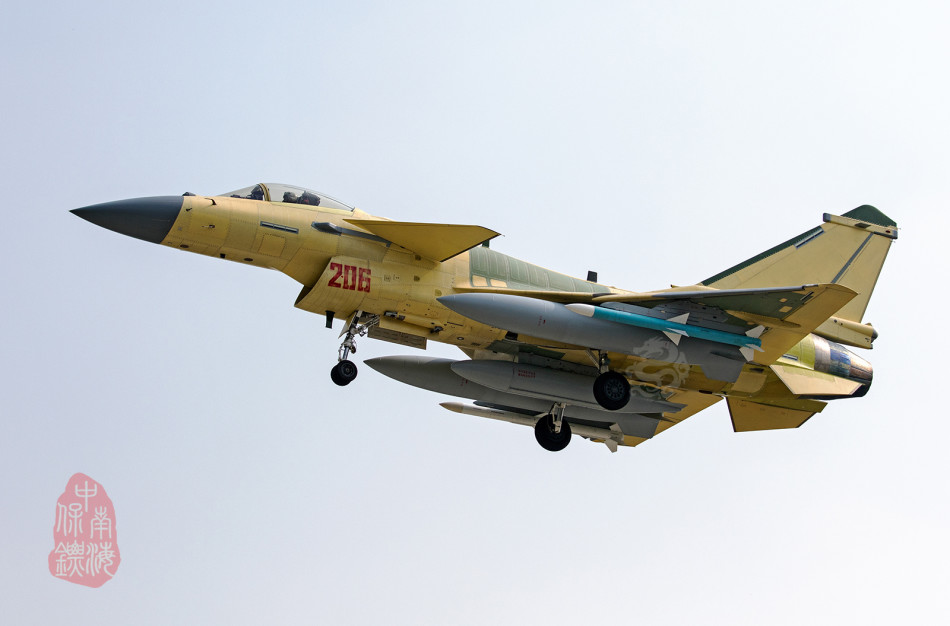 殲10的原型機是什么？深度解析中國空軍的主力戰(zhàn)斗機起源，揭秘殲10原型機，深度解析中國空軍主力戰(zhàn)斗機起源