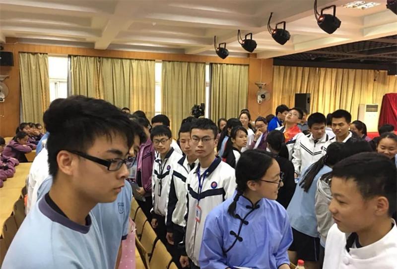 新澳門三中三6組免費公開——探索與解析，澳門三中三最新6組數據解析與探索，免費公開揭秘
