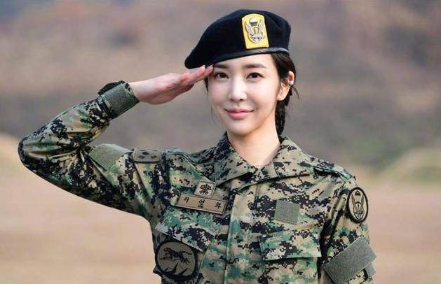 關(guān)于女兵征兵條件，探索未來的挑戰(zhàn)與機遇——以2024年為例，女兵征兵條件，探索未來挑戰(zhàn)與機遇——聚焦2024年展望