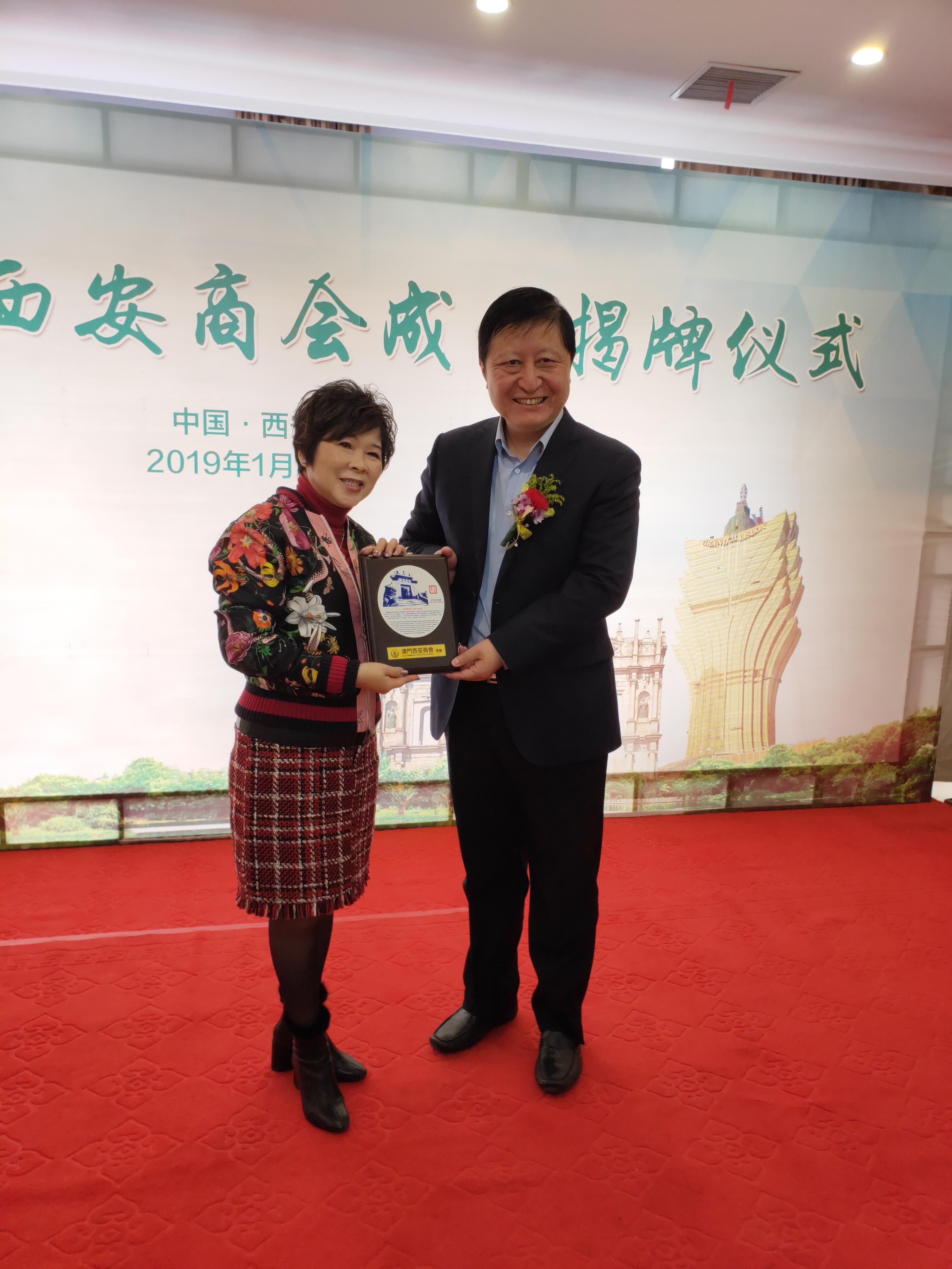 澳門一肖100準(zhǔn)免費(fèi)——揭秘彩票背后的秘密，澳門彩票揭秘，一肖預(yù)測背后的真相