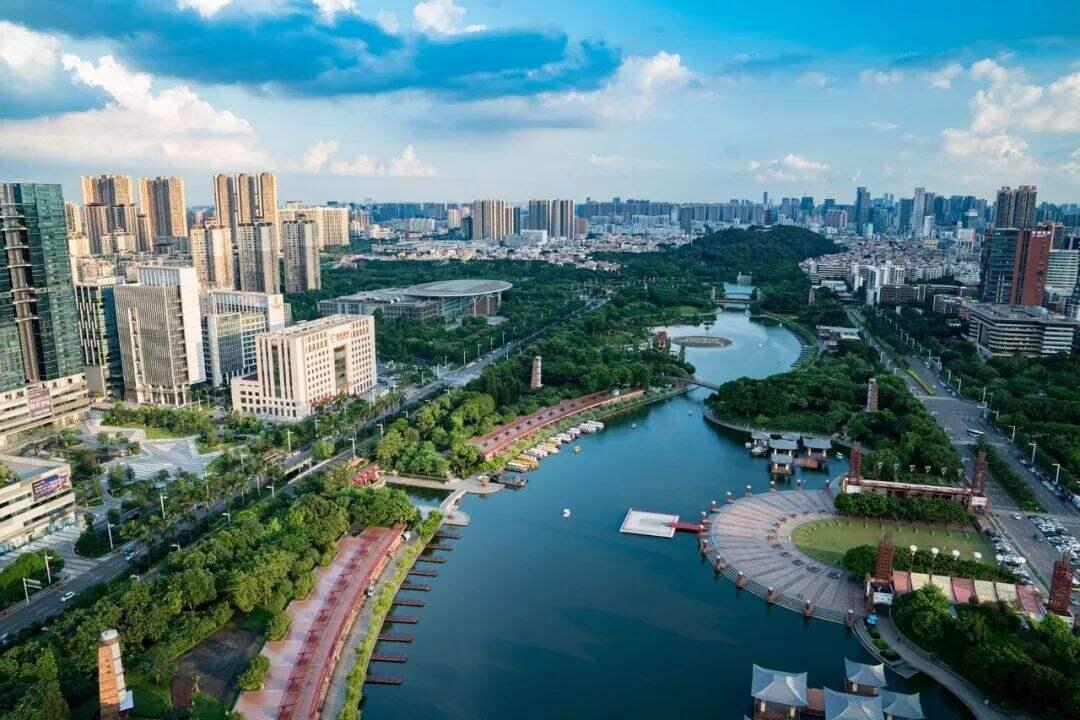 澳門正版免費(fèi)資源展望，邁向未來的精準(zhǔn)服務(wù)體驗(yàn)（2025展望），澳門正版資源展望，邁向精準(zhǔn)服務(wù)體驗(yàn)的未來之路（2025年展望）