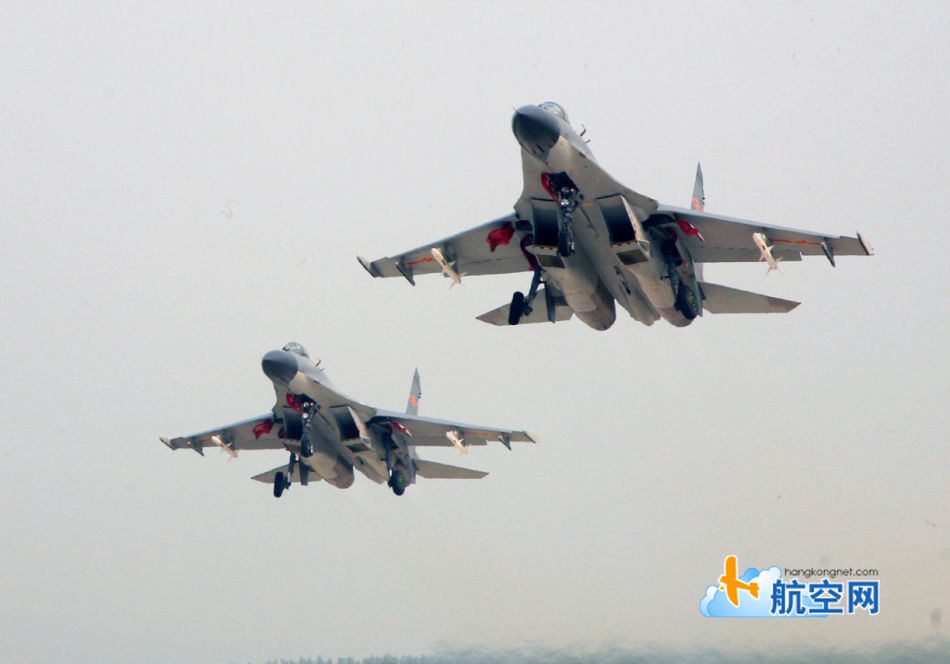 殲-11B戰(zhàn)機(jī)，中國空中力量的璀璨明珠，殲-11B戰(zhàn)機(jī)，中國空中力量的耀眼明珠